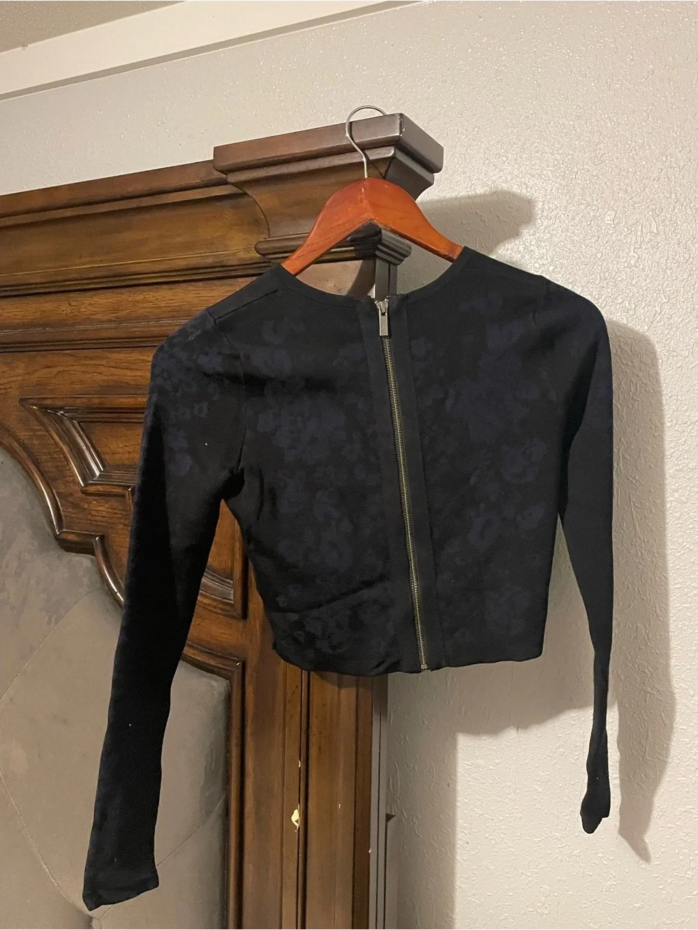 Banana Republic Black Long-Sleeve Cropped Top with Subtle Floral Jacquard
